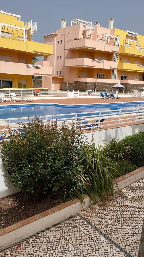 Royal Cabanas Golf Blue Condominio Privado Sossegado - Reservas De Sabado A Sabado Conceição 外观 照片